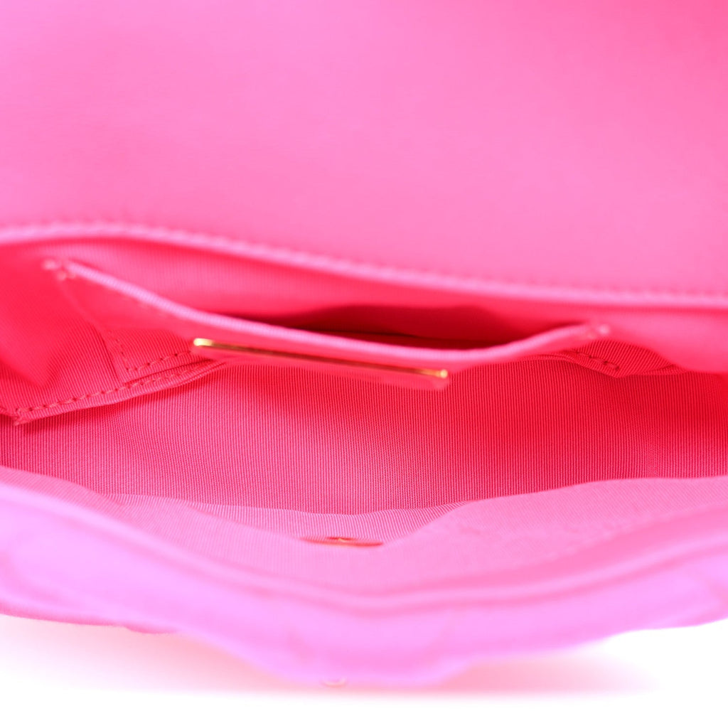 Jersey Quilted Chanel 19 Waist Bag Pink
