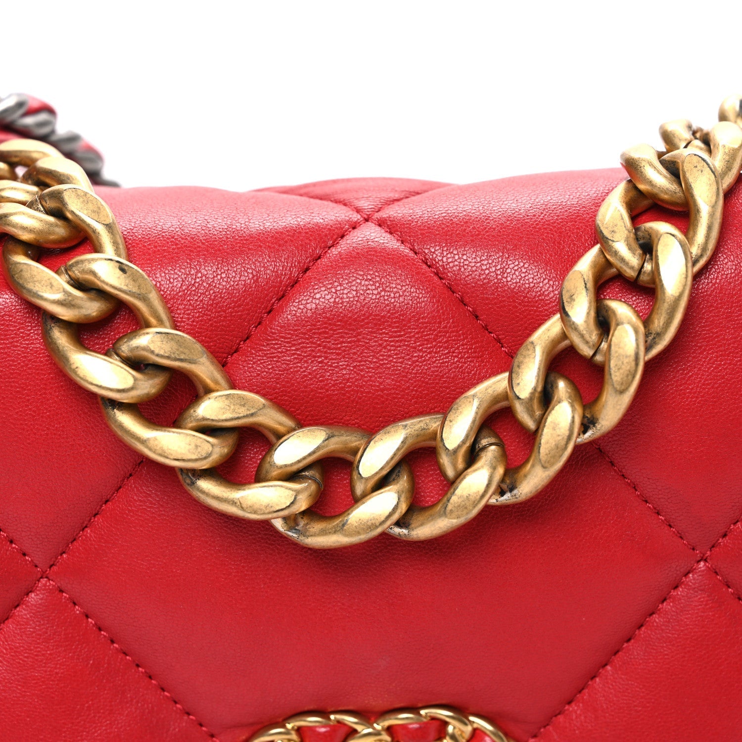 Lambskin Quilted Medium Chanel 19 Flap Red