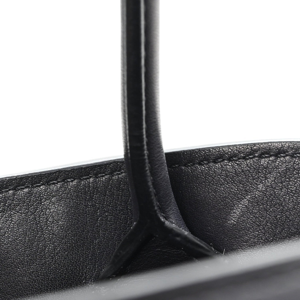 Polished Saddle Calfskin Soft Margaux 12 Black