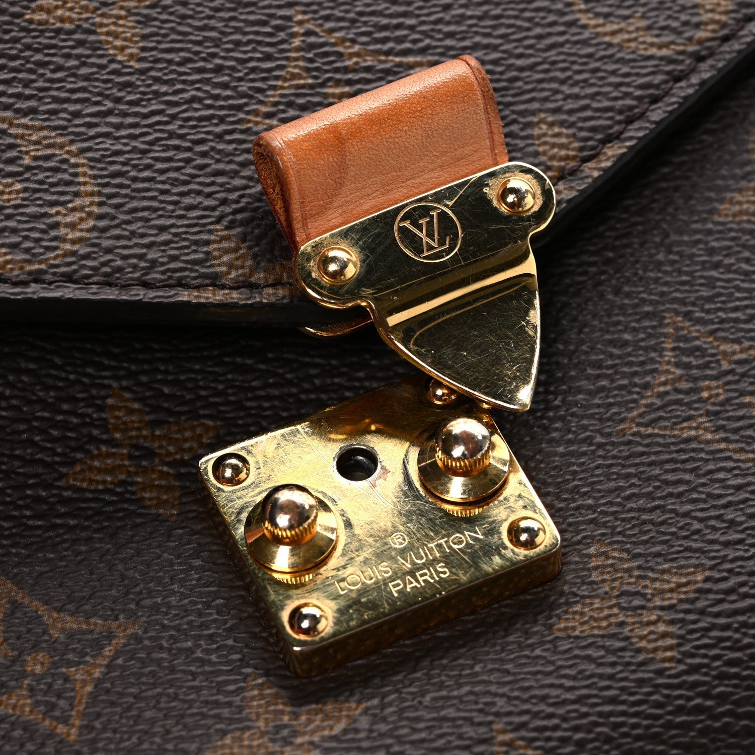 Monogram Pochette Metis
