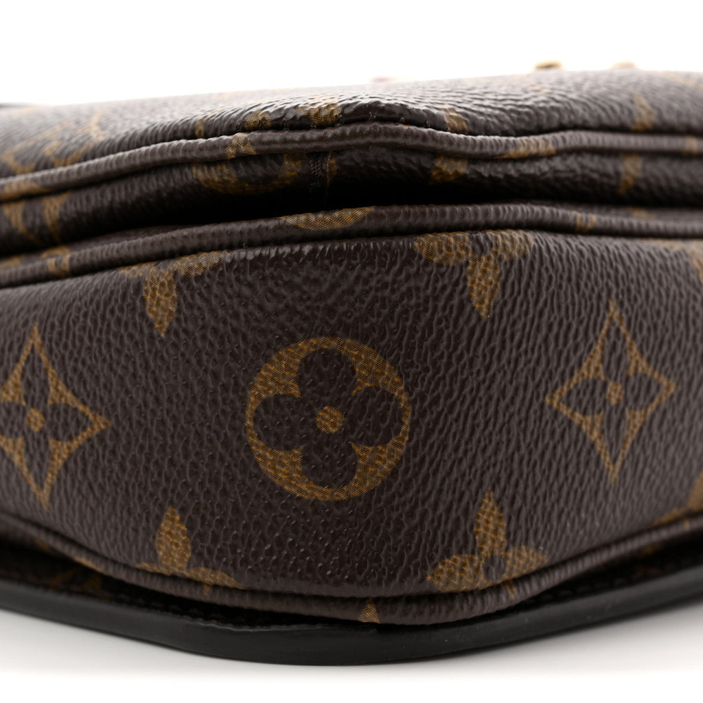 Monogram Pochette Metis