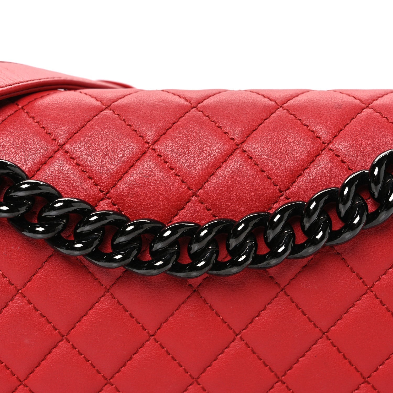Lambskin Quilted Medium Boy Flap Red