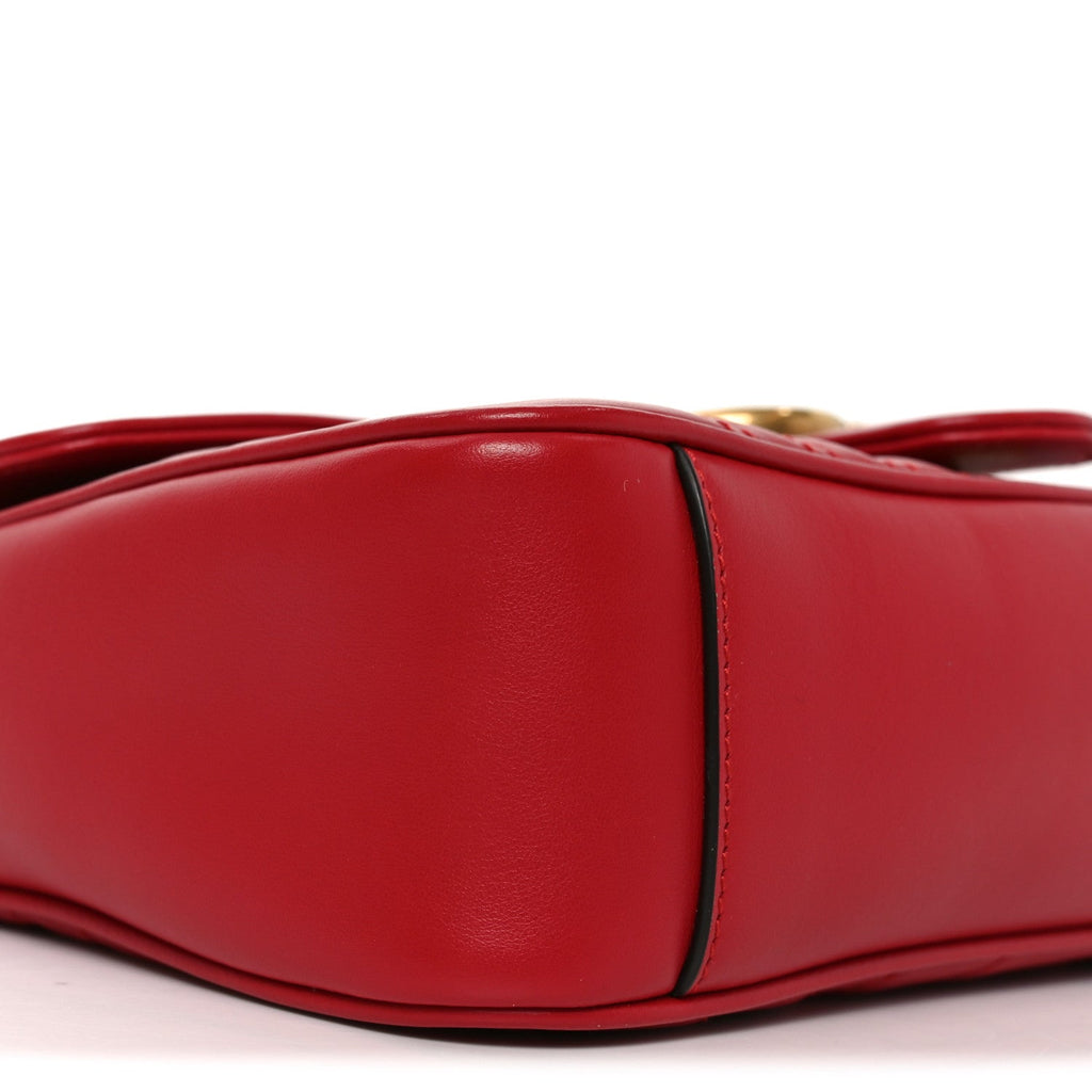 Calfskin Matelasse Small GG Marmont Shoulder Bag Hibiscus Red