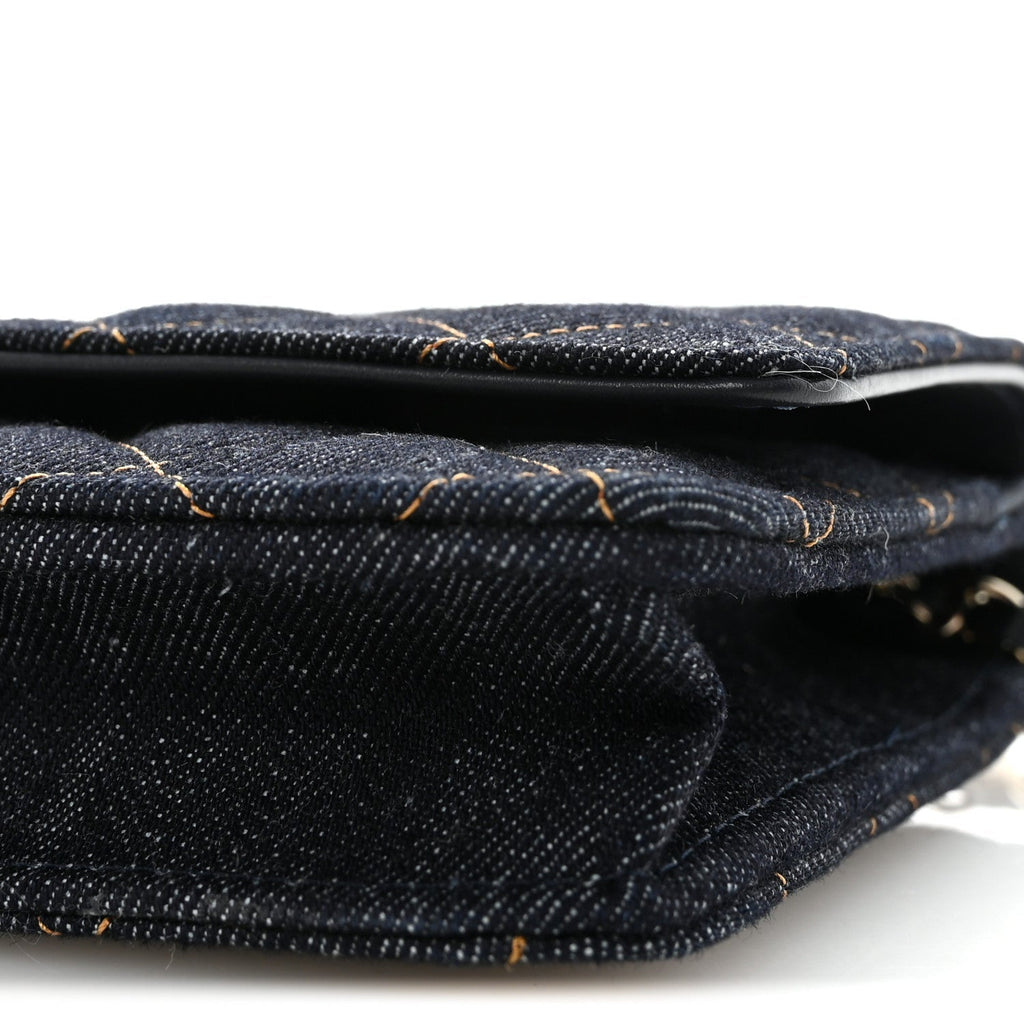 Denim Quilted CC Turnlock Wallet On Chain WOC Dark Blue Orange