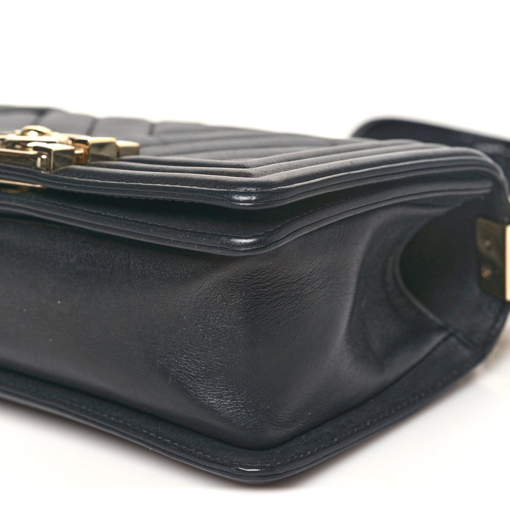 Calfskin Chevron Quilted Small Boy Flap Black
