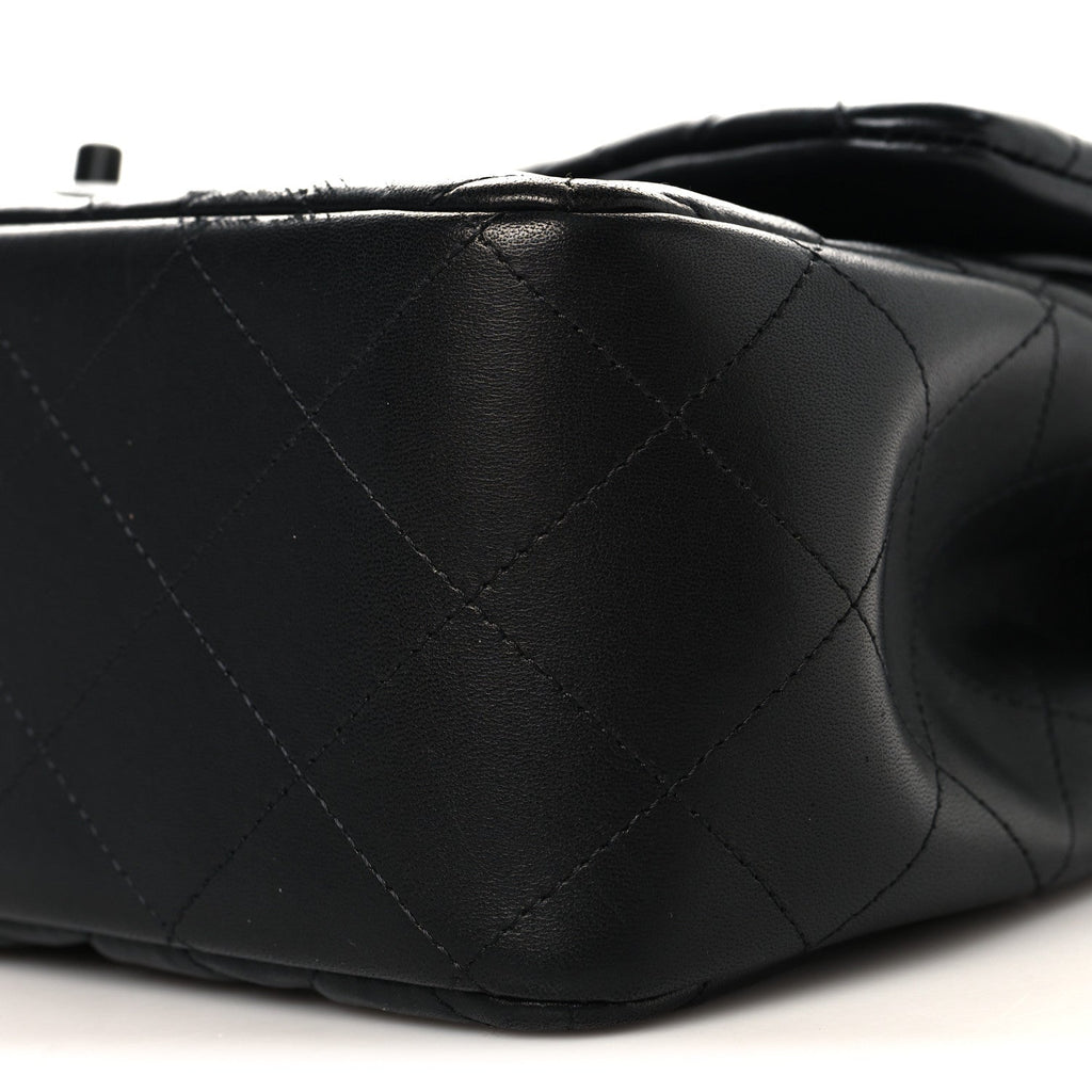 Lambskin Quilted Jumbo Double Flap So Black