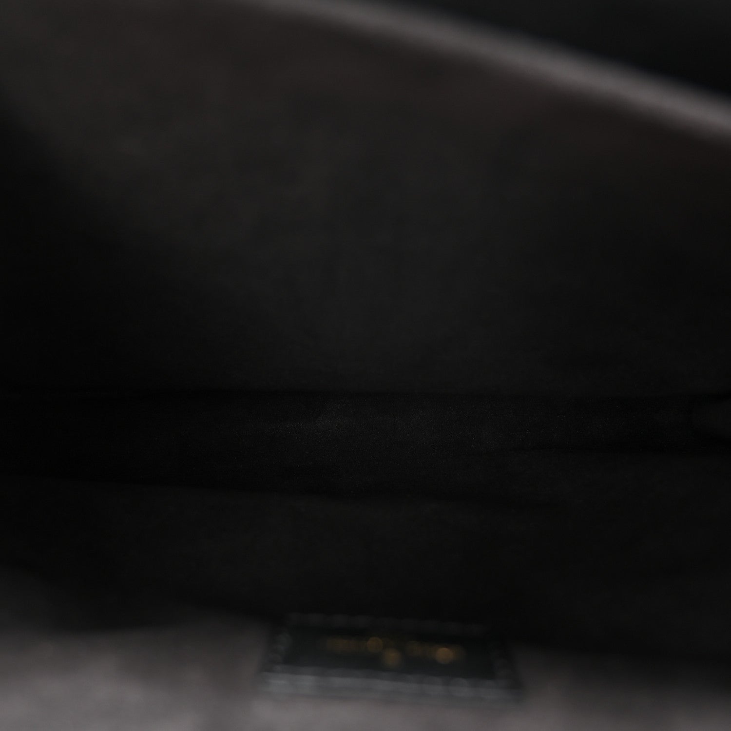Reverse Monogram Pochette Metis