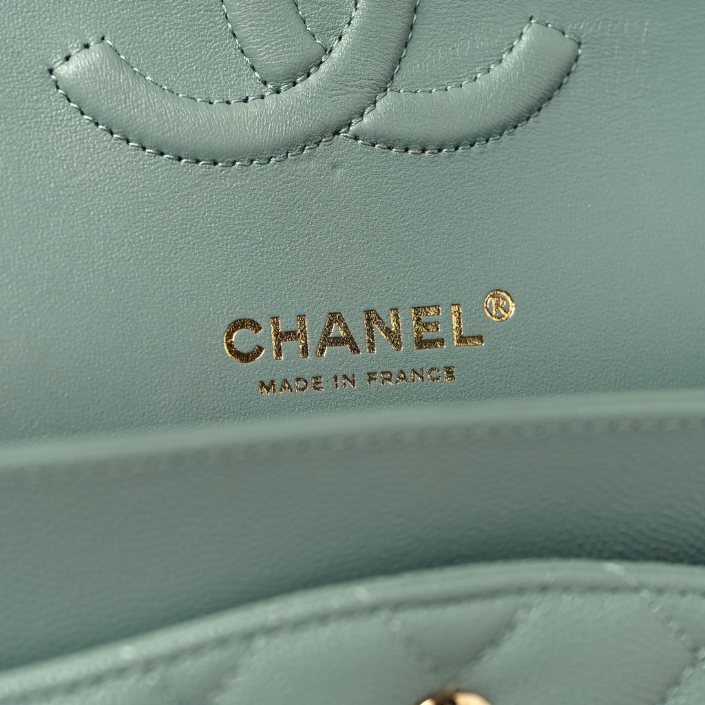 Caviar Quilted Medium Double Flap Dark Green