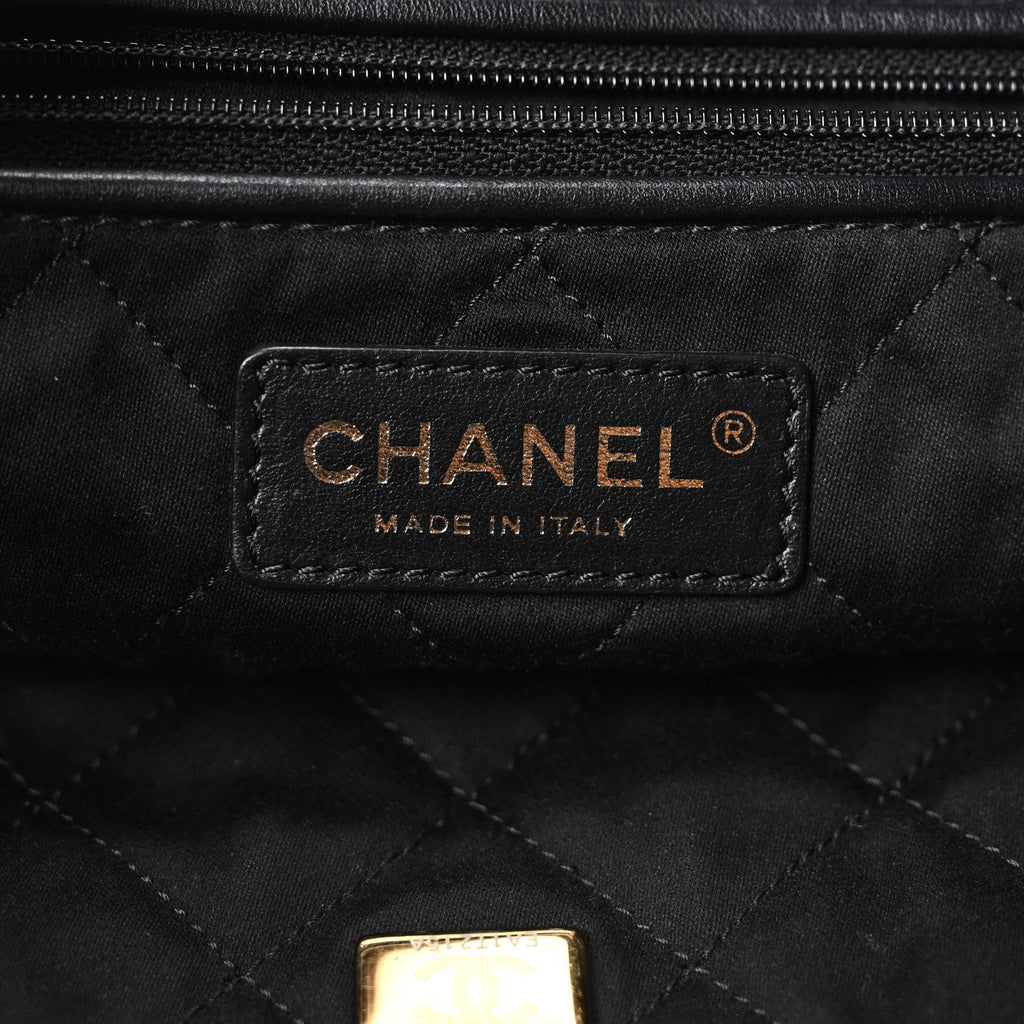 Shiny Calfskin Quilted Small Chanel 22 Black