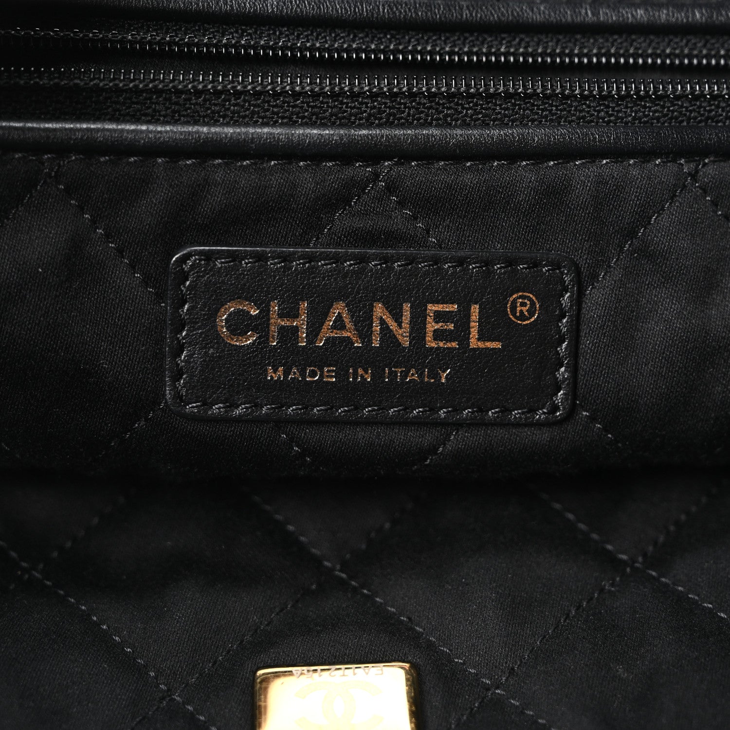 Shiny Calfskin Quilted Small Chanel 22 Black