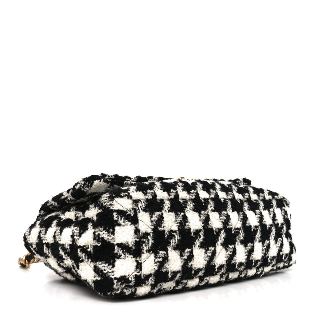 Tweed Quilted Maxi Chanel 19 Flap Black Ecru White