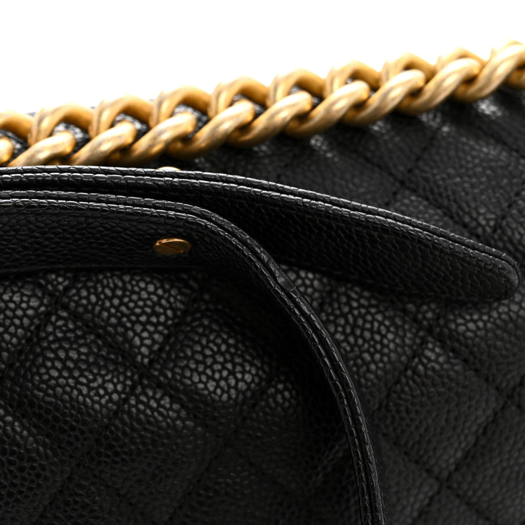 Caviar Quilted Medium Boy Flap Black