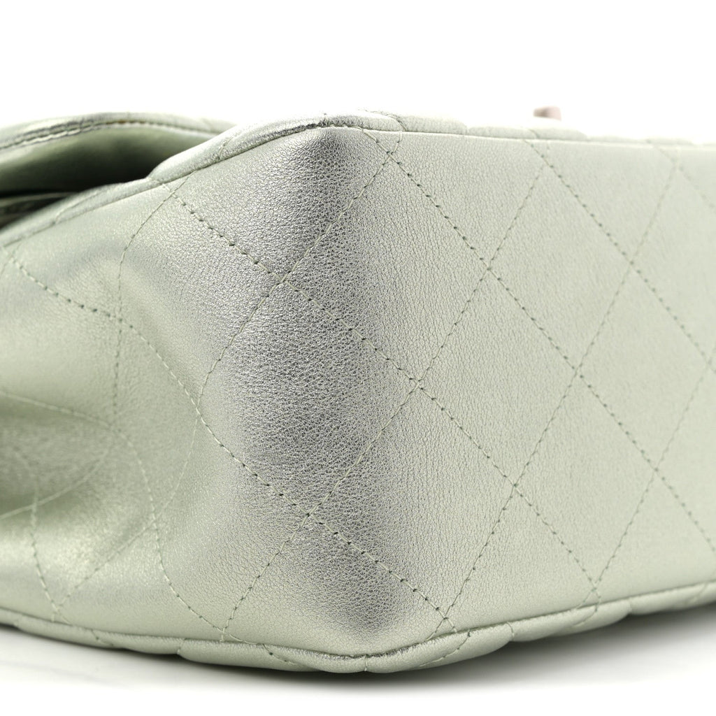 Metallic Lambskin Quilted Jumbo Double Flap Green