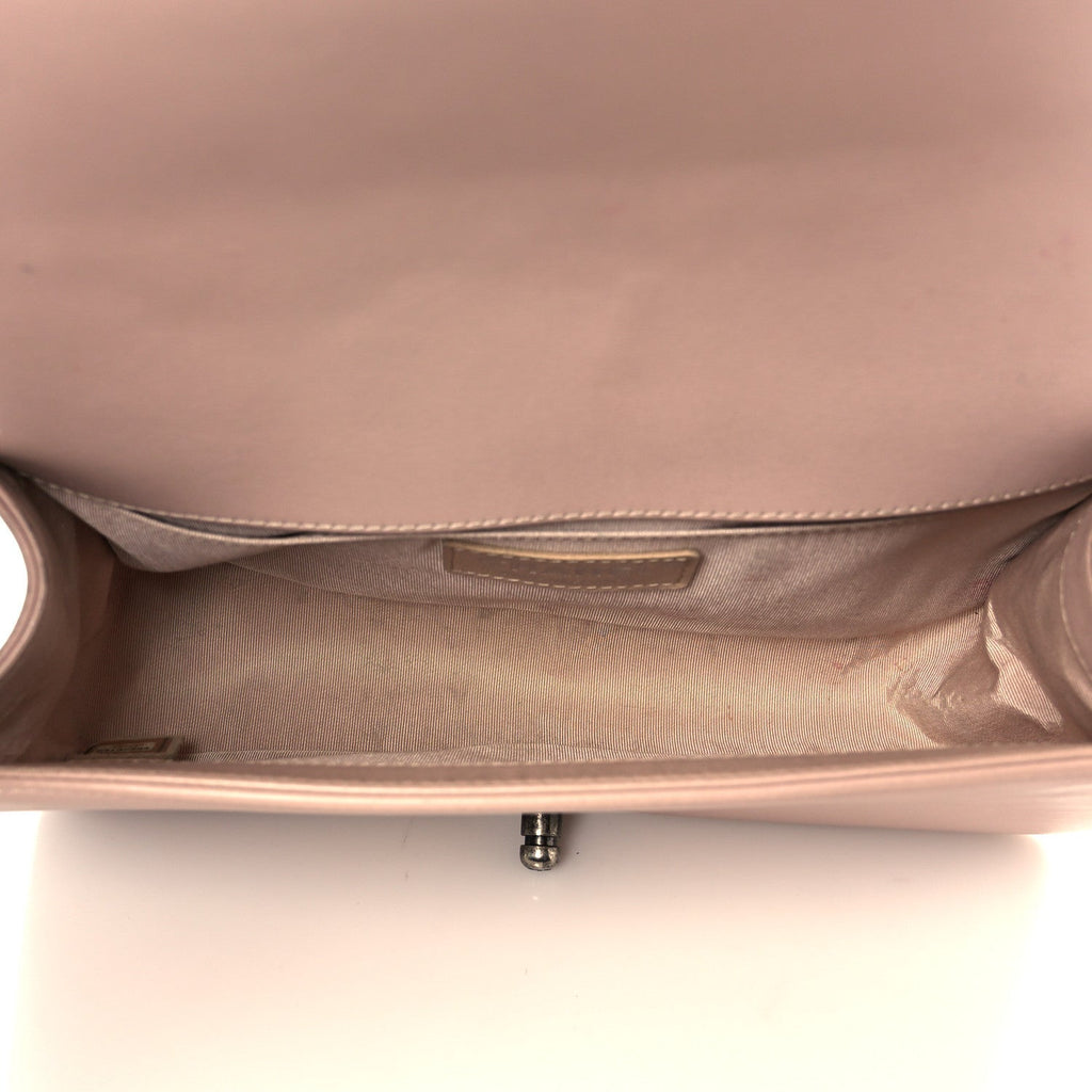 Lambskin Quilted Medium Boy Flap Light Pink