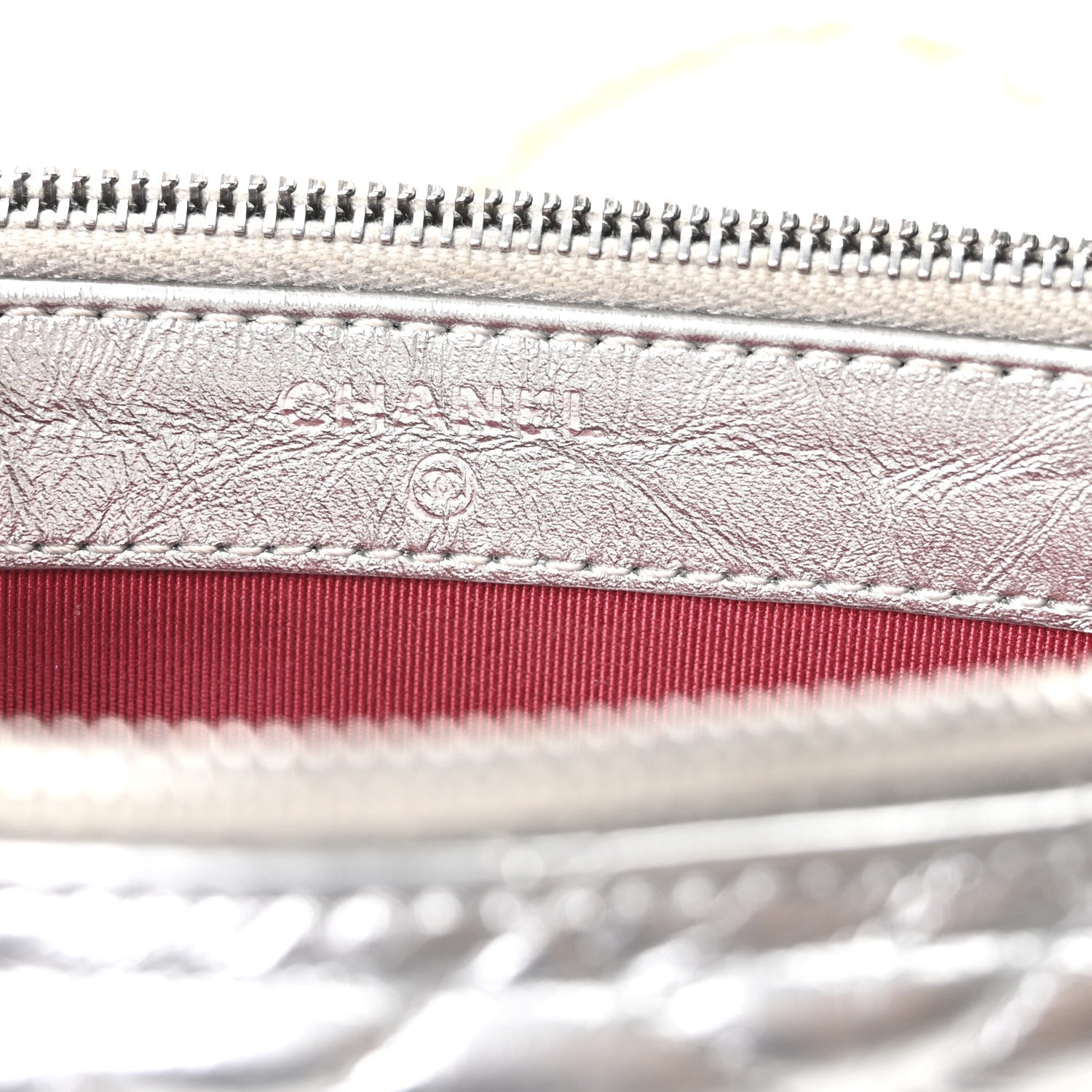 Metallic Lambskin Calfskin Quilted Small Gabrielle Clutch With Chain Silver