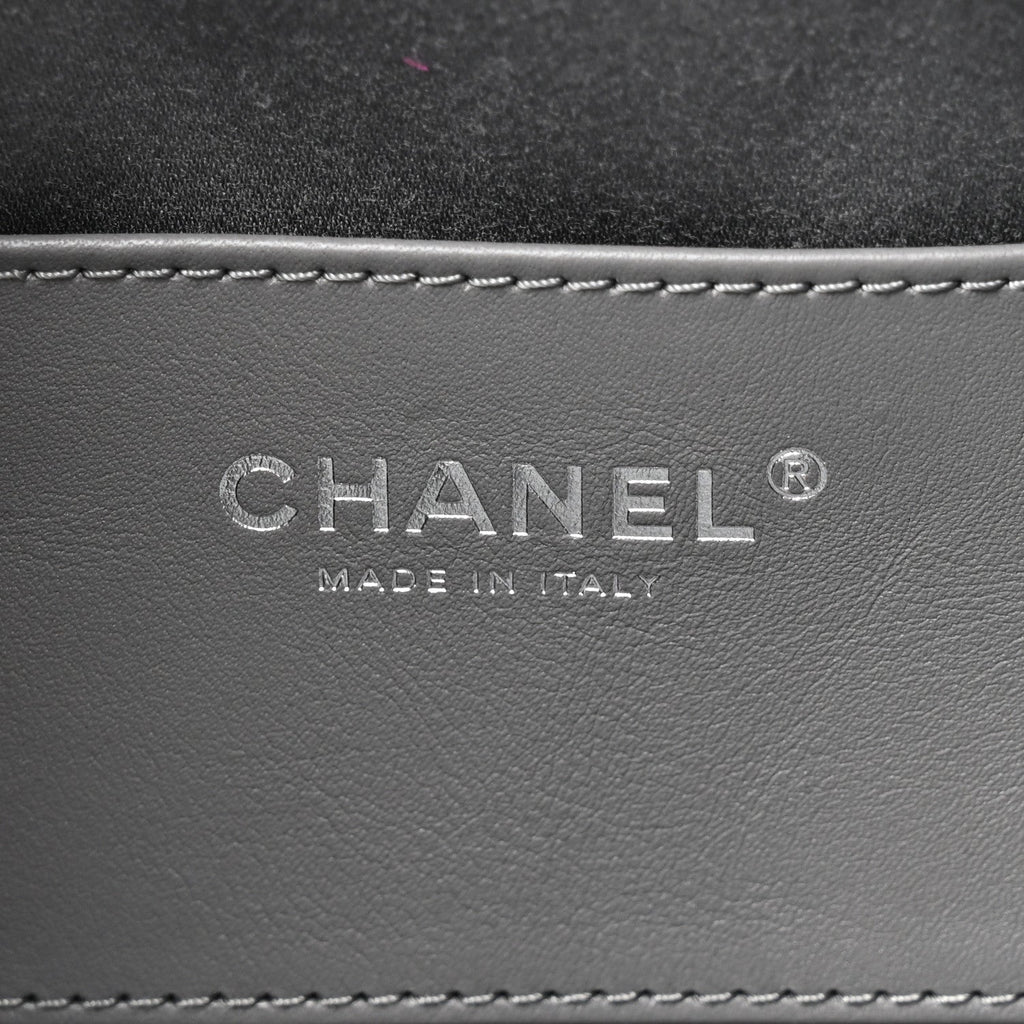 Metallic Caviar Quilted Mini Chanel 25 Handbag Anthracite