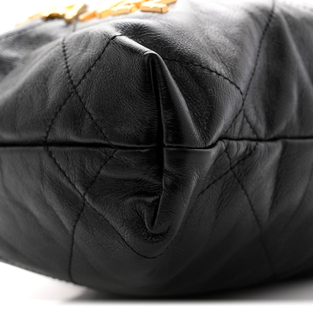 Shiny Crumpled Calfskin Quilted Pearl Mini Chanel 22 Black