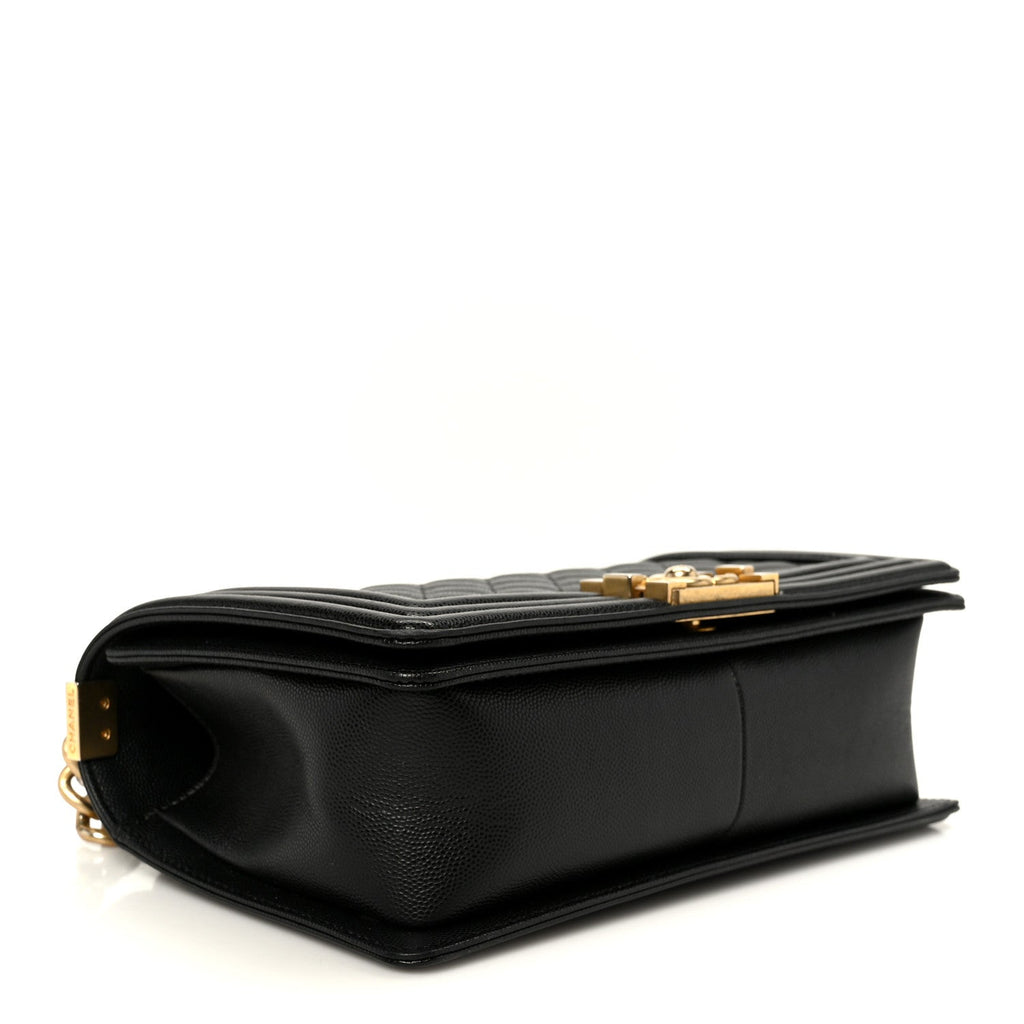 Caviar Quilted Medium Boy Flap Black