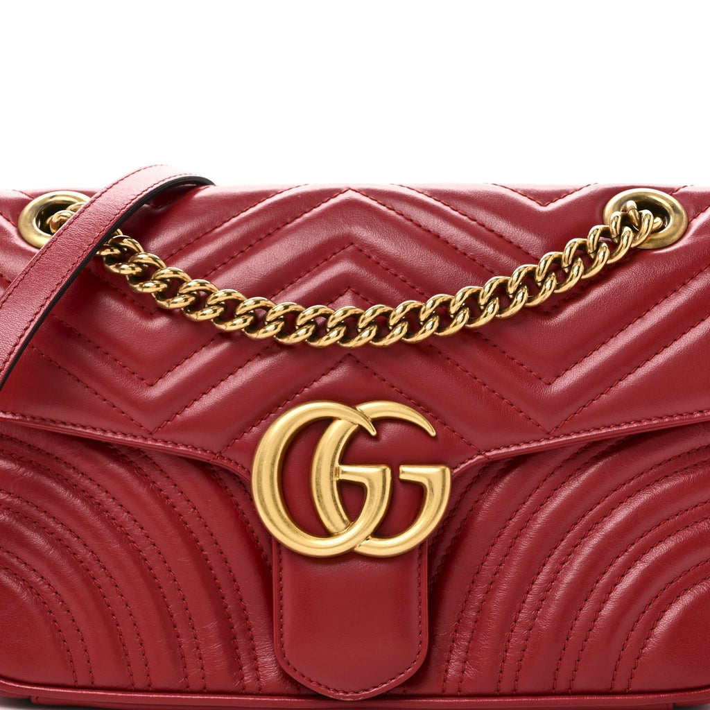 Calfskin Matelasse Small GG Marmont Shoulder Bag Hibiscus Red