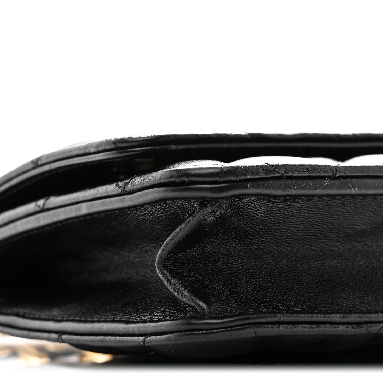Lambskin Resin Quilted Wallet On Chain WOC Black