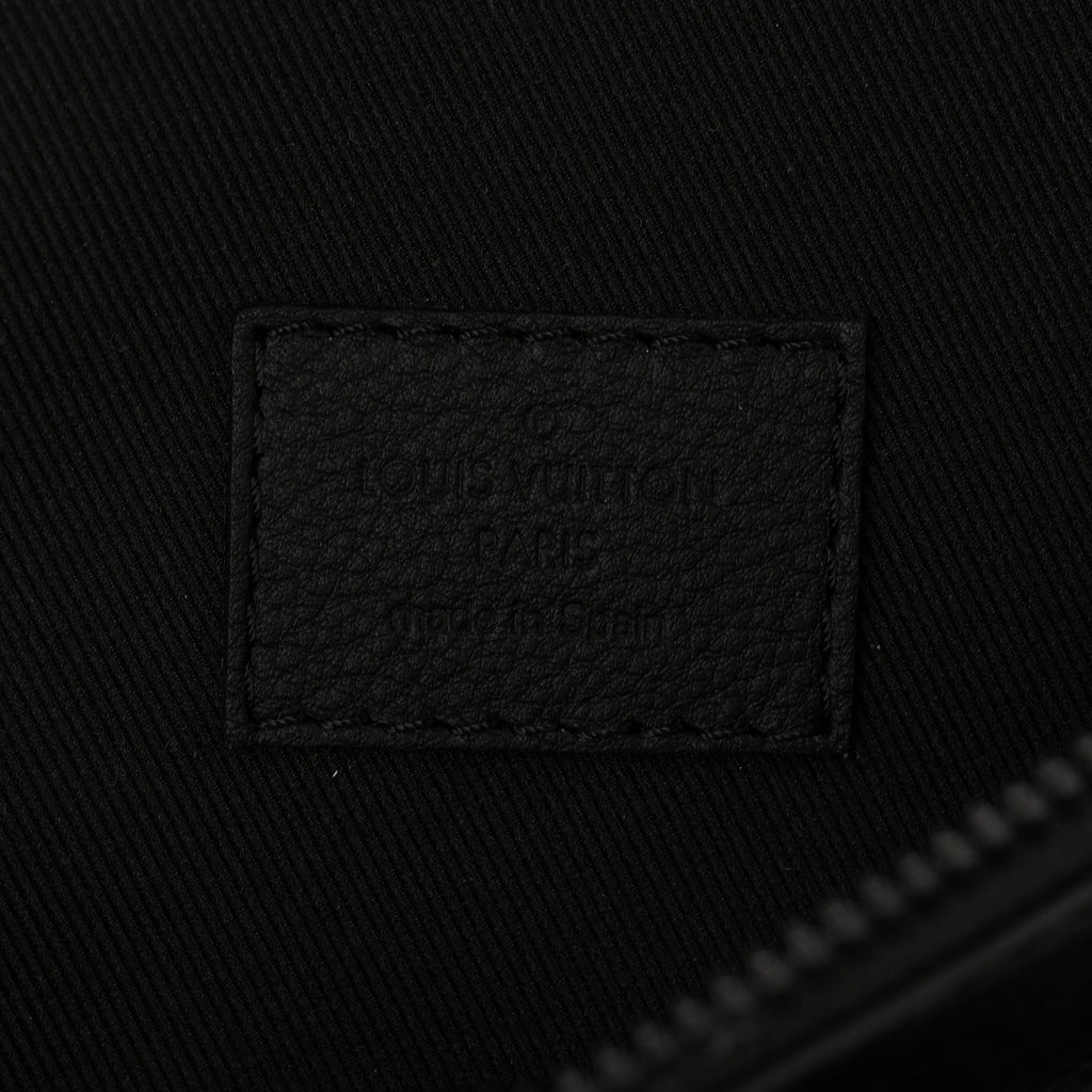 Calfskin Monogram Shadow Discovery Bumbag Black