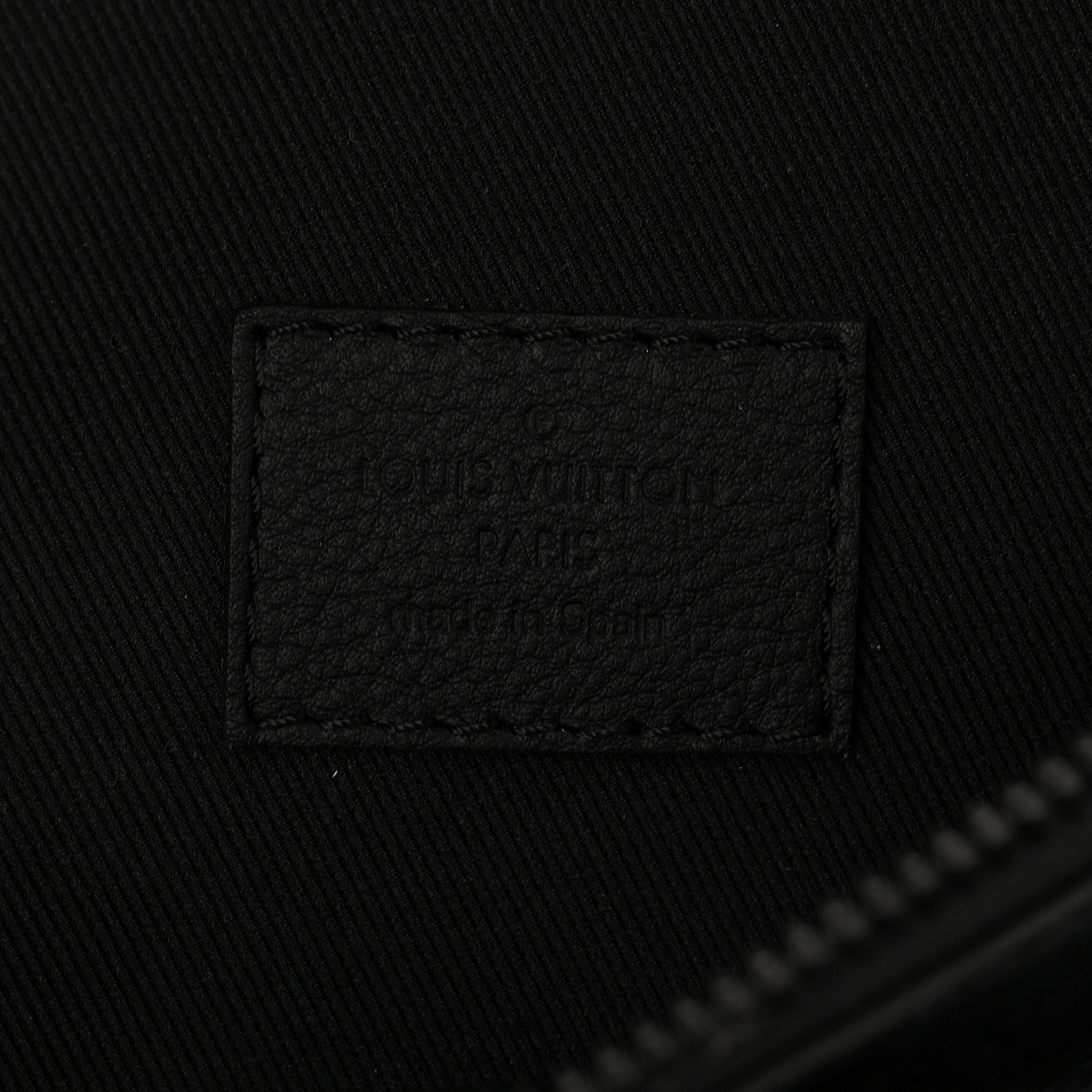 Calfskin Monogram Shadow Discovery Bumbag Black