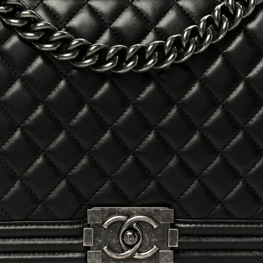 Calfskin Quilted Medium Boy Flap Black