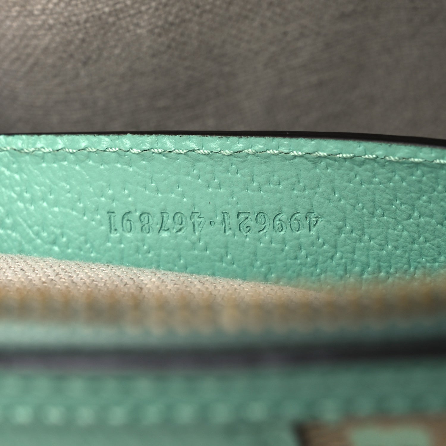 Monogram Jumbo GG Textured Dollar Calfskin Small Ophidia Dome Shoulder Bag Beige Pepperlight Mint