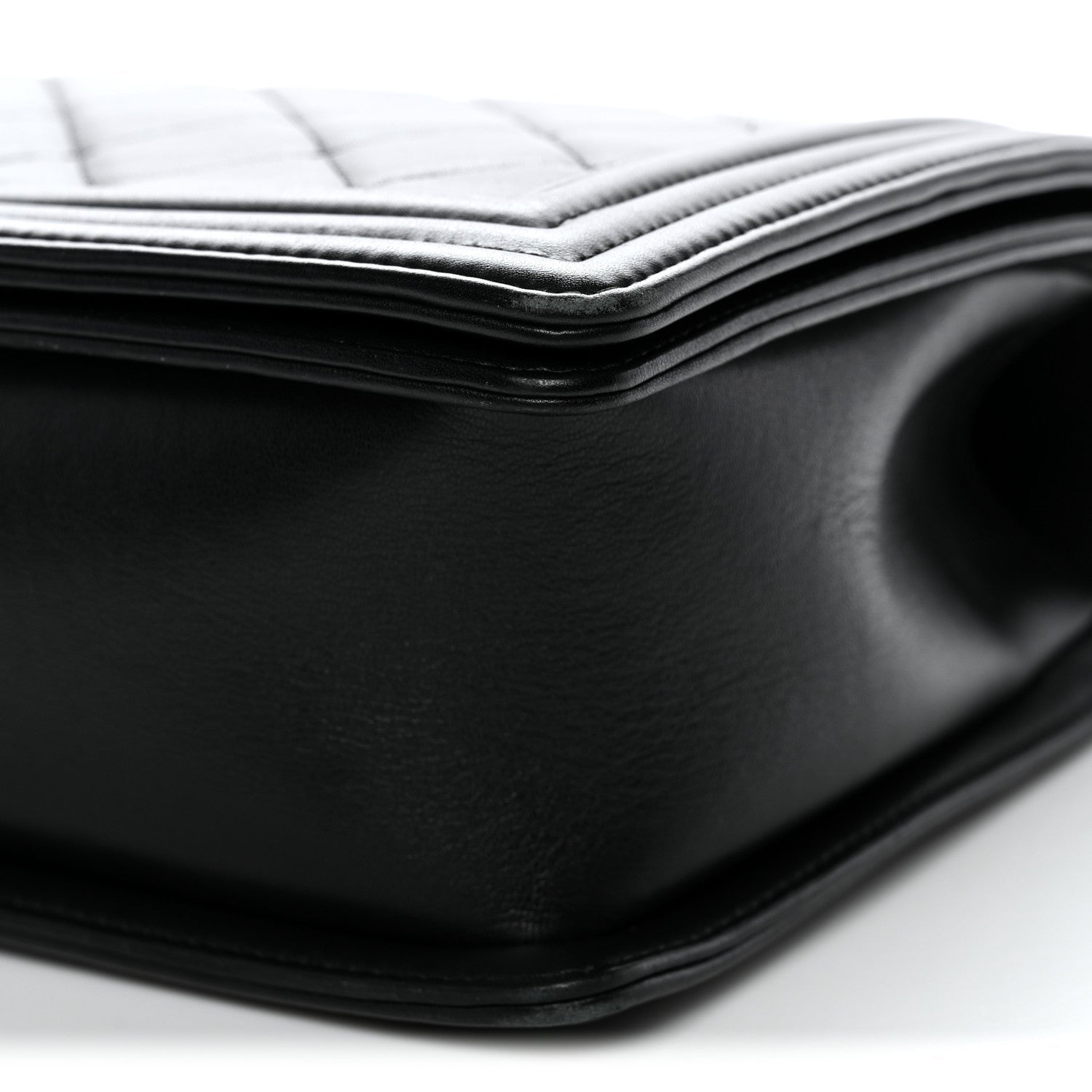 Calfskin Quilted Medium Boy Flap Black