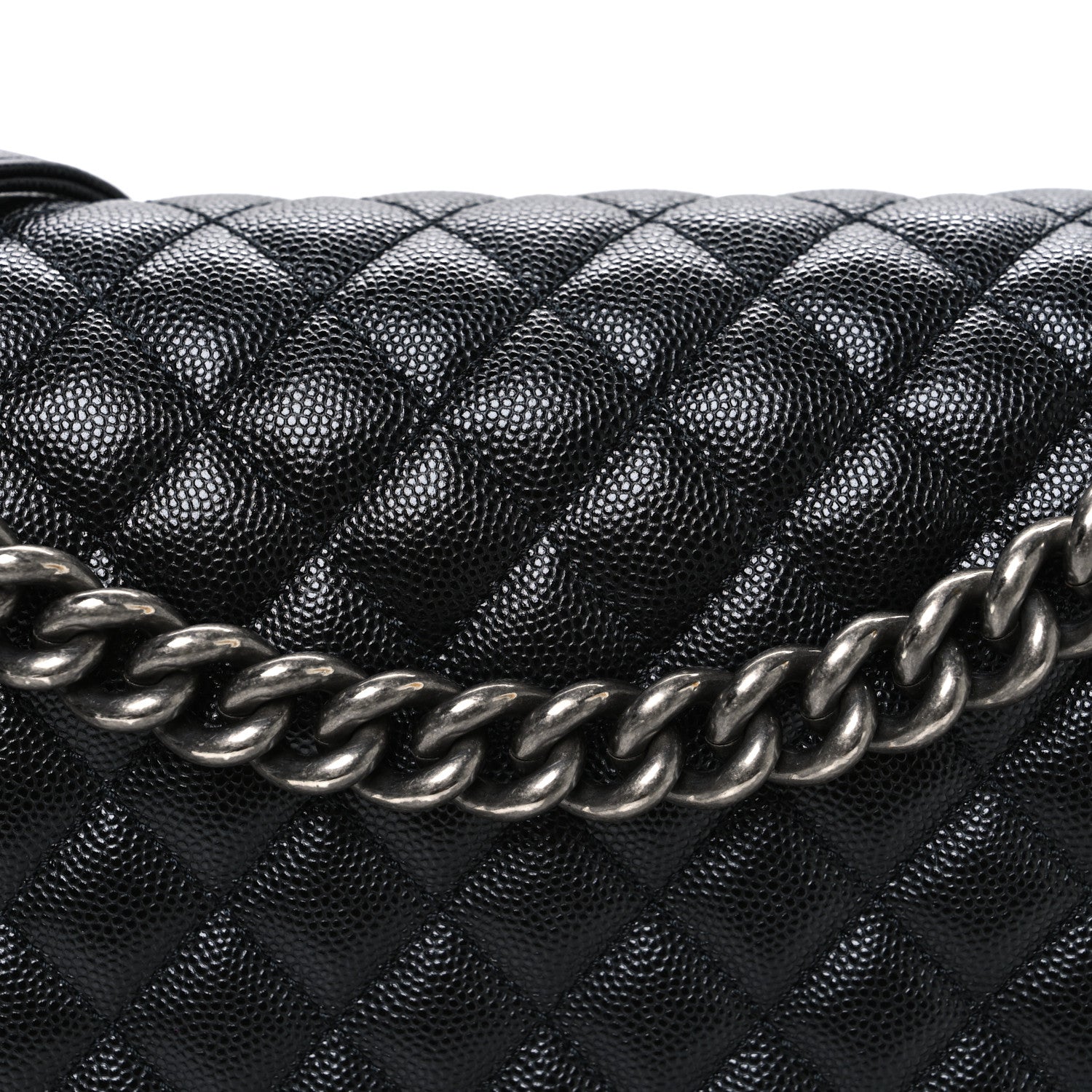Caviar Quilted Large Boy Flap Black