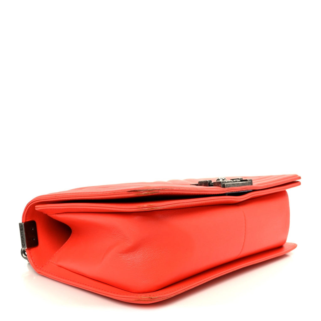 Lambskin Chevron Quilted Medium Boy Flap Red