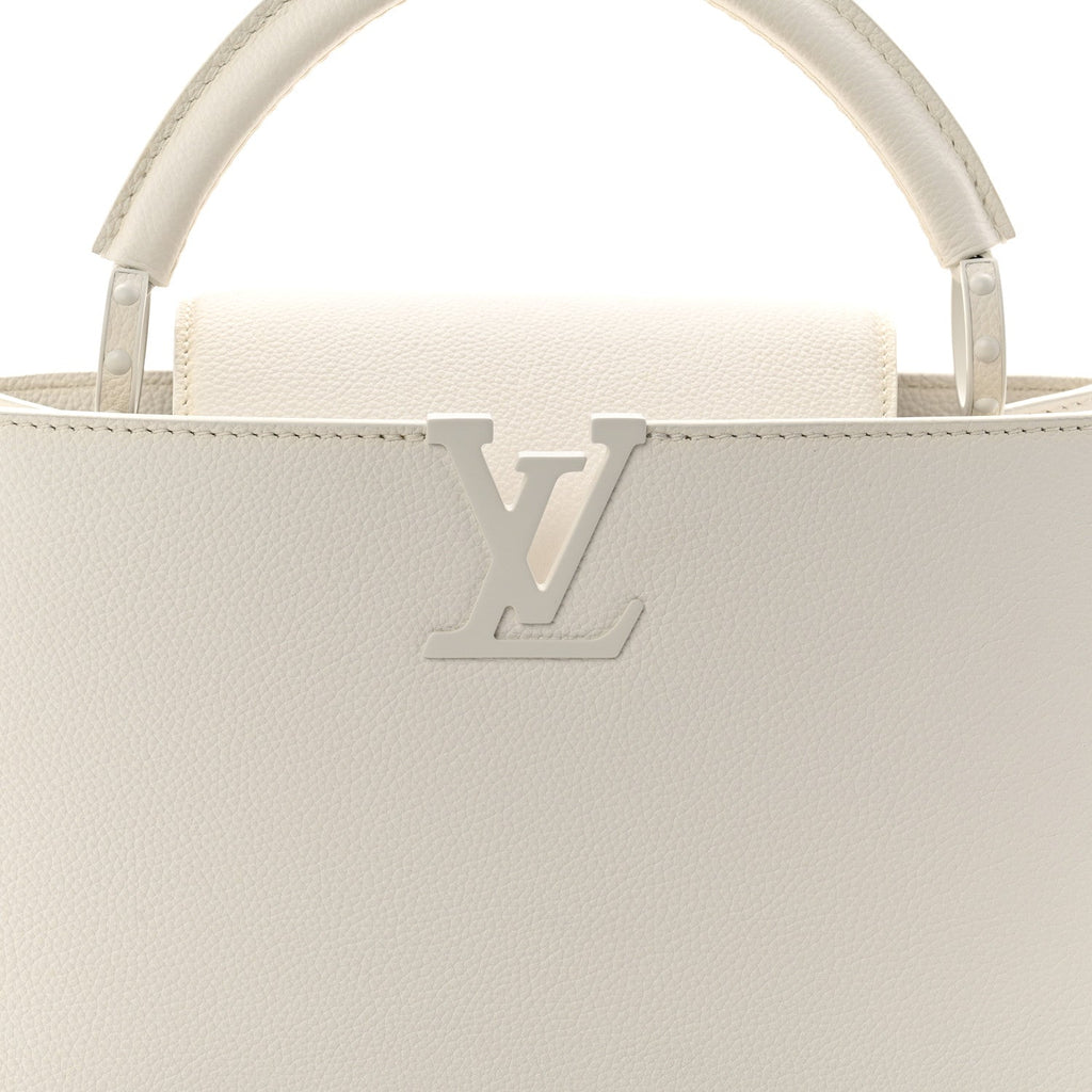 Taurillon Capucines East West MM Optic White
