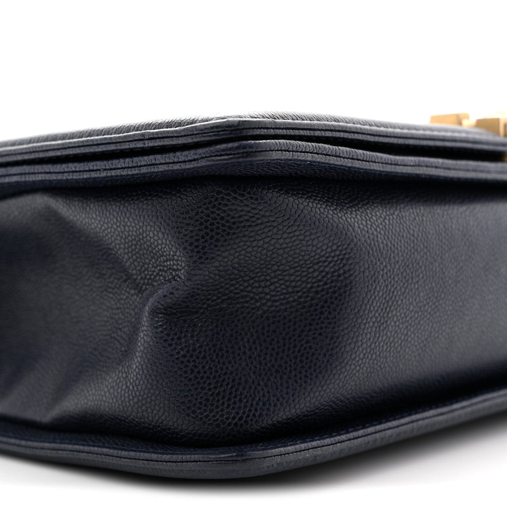 Caviar Quilted New Medium Boy Flap Blue