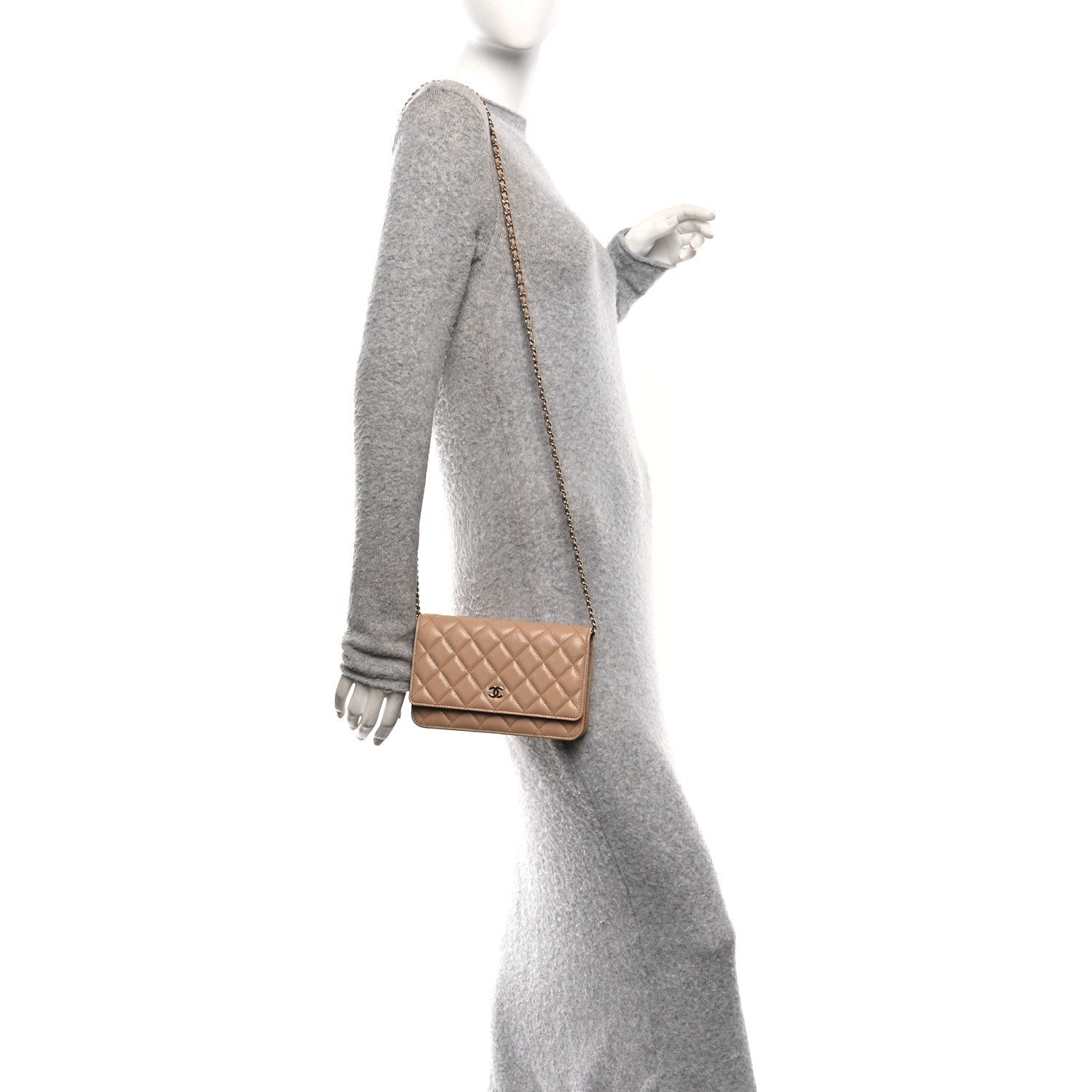 Caviar Quilted Wallet on Chain WOC Beige