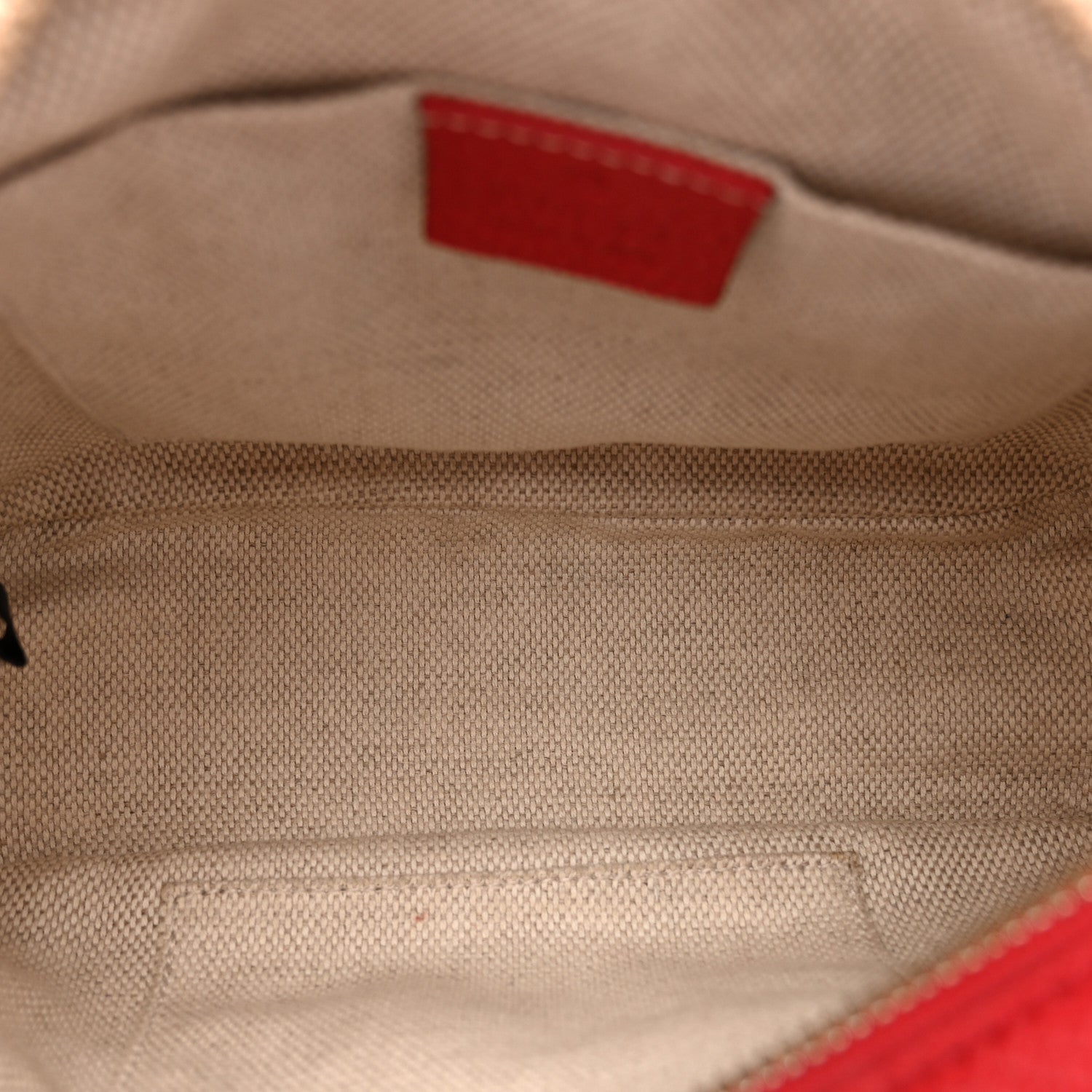 Pebbled Calfskin Small Soho Disco Bag Tabasco Red