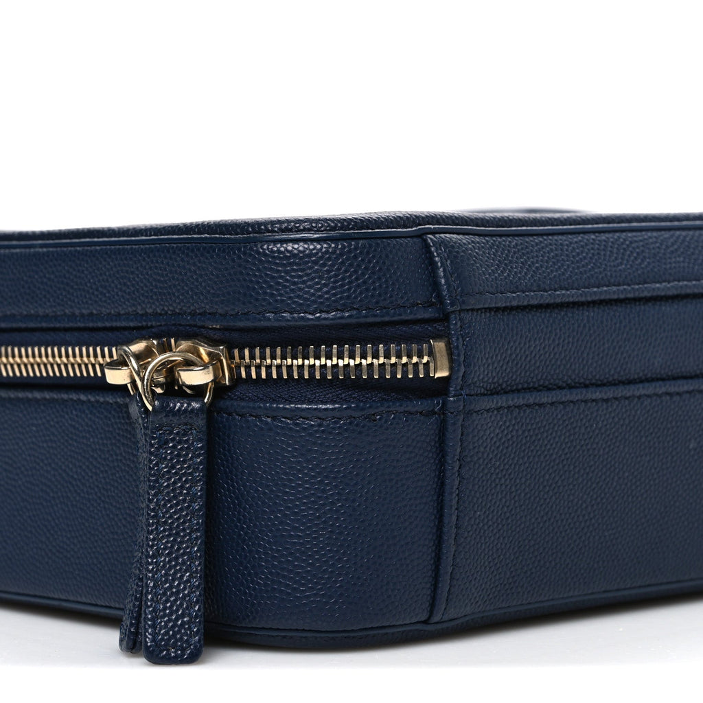 Caviar Quilted Medium CC Filigree Vanity Case Navy