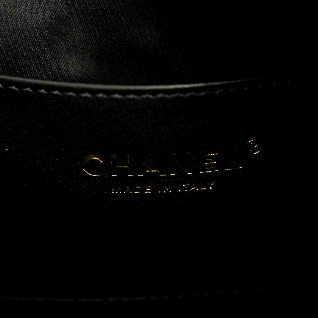 Washed Denim Quilted Medium Chanel 25 Handbag Black
