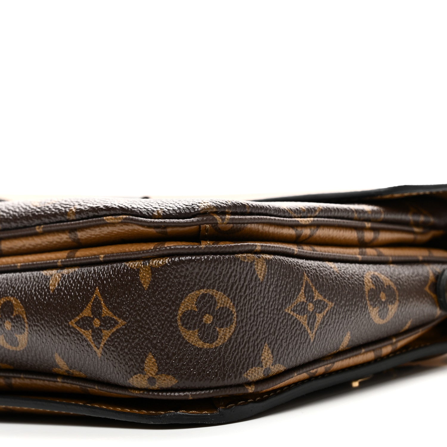 Reverse Monogram Pochette Metis