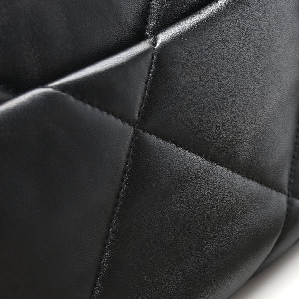 Lambskin Quilted Medium Chanel 19 Flap Black