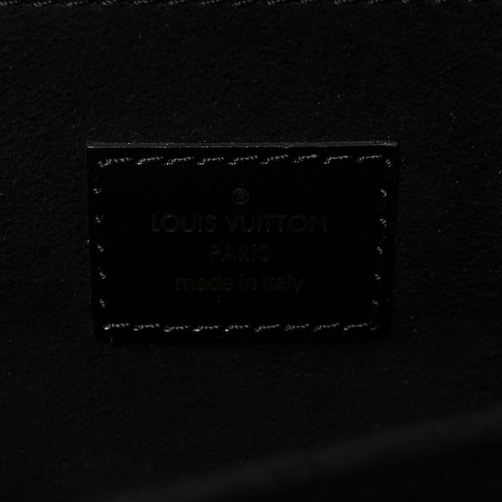 Reverse Monogram Pochette Metis