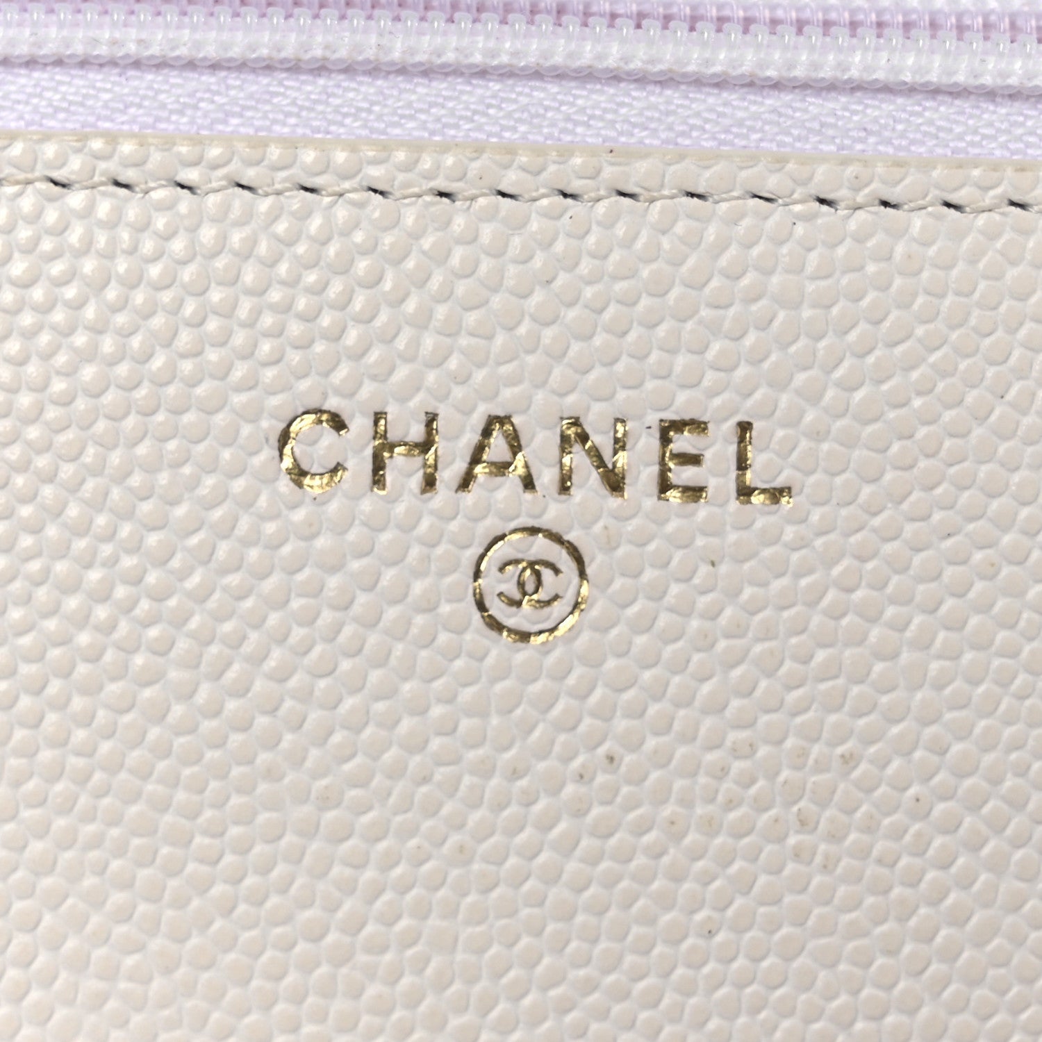 Caviar Quilted Perforated Metal CC Wallet On Chain WOC White