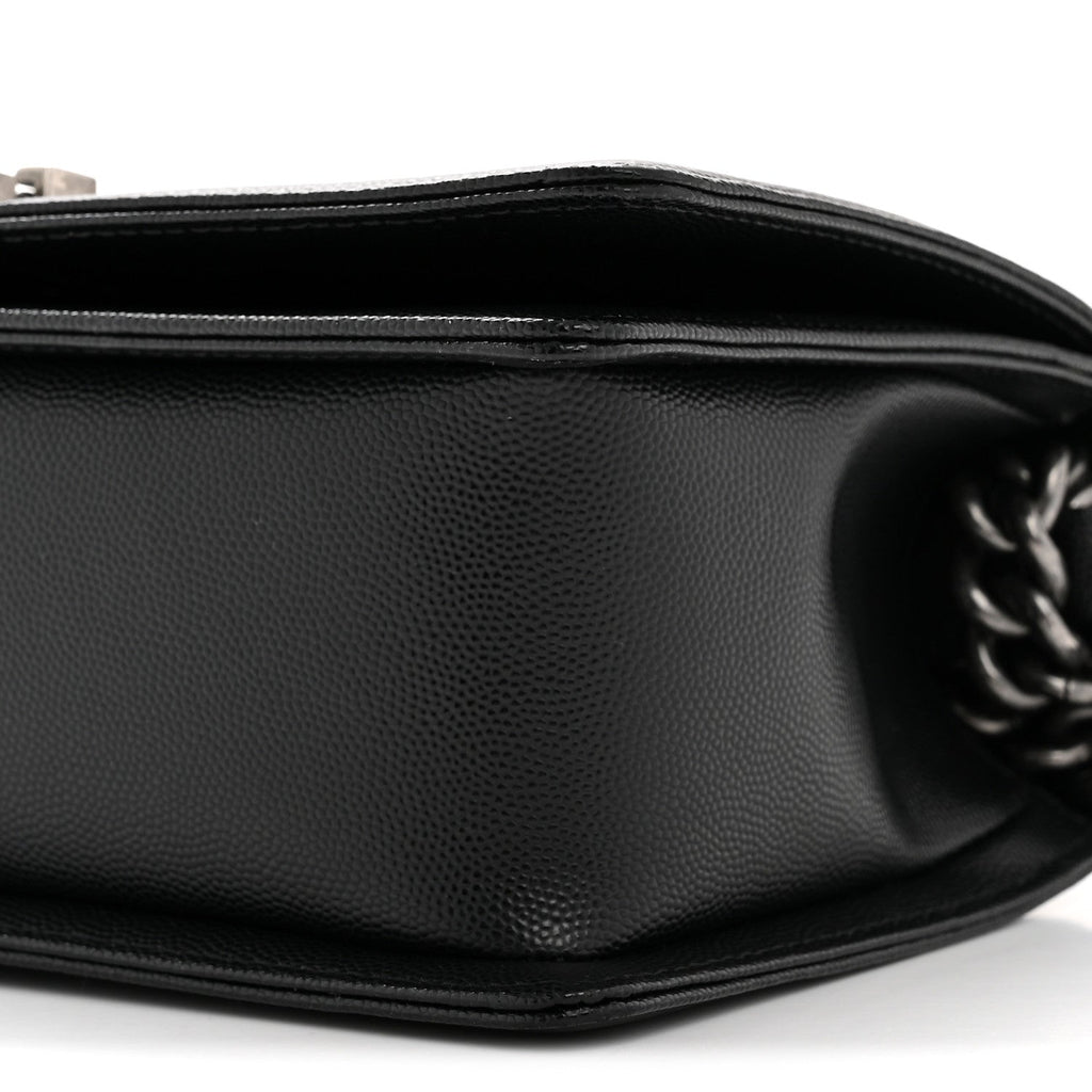 Caviar Quilted Medium Boy Flap Black