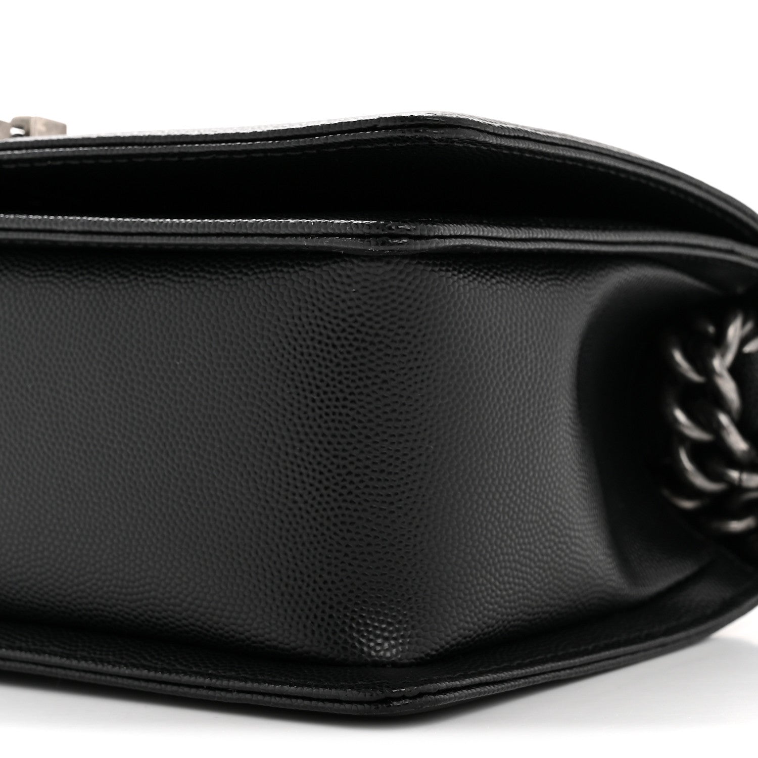 Caviar Quilted Medium Boy Flap Black