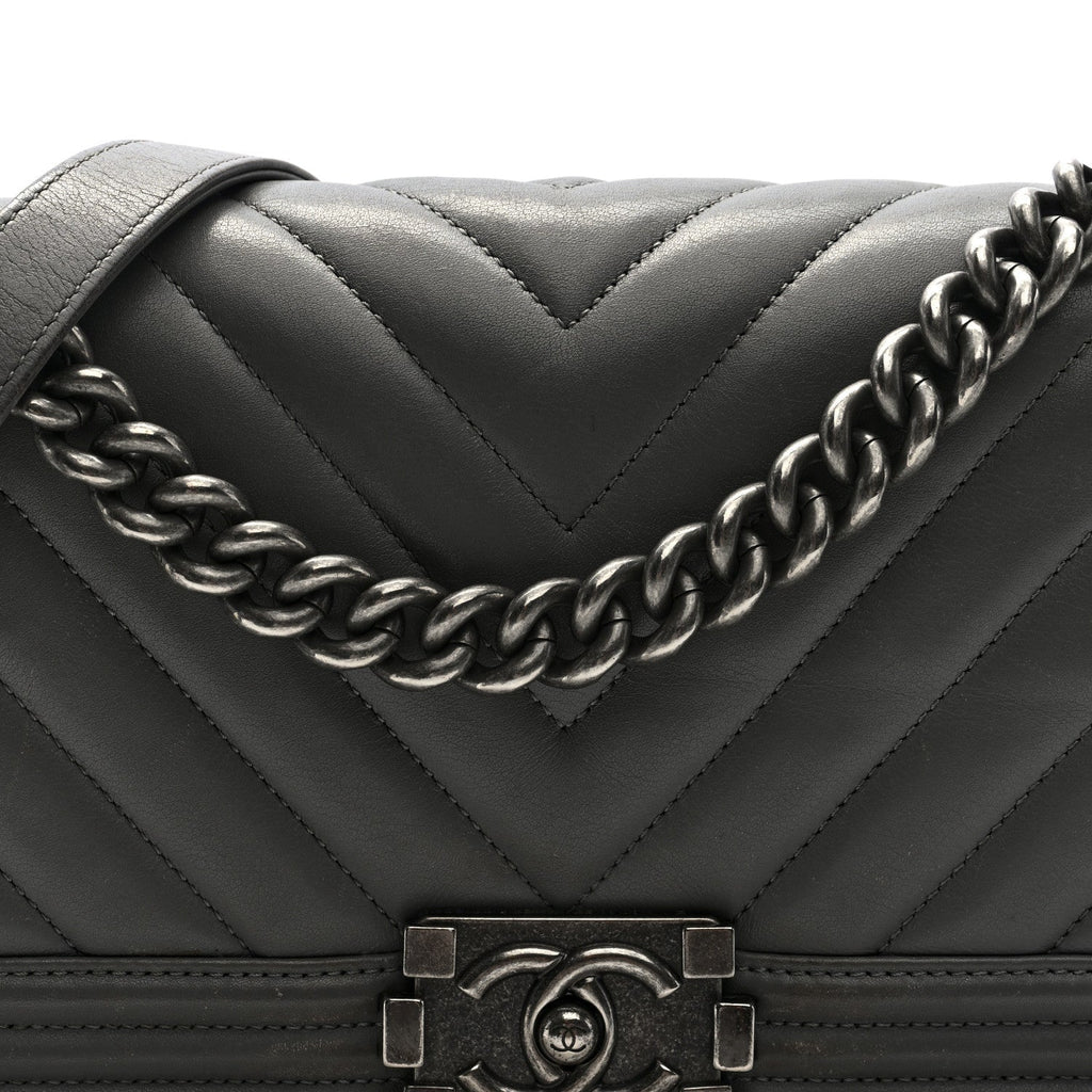 Lambskin Chevron Quilted Medium Boy Flap Grey