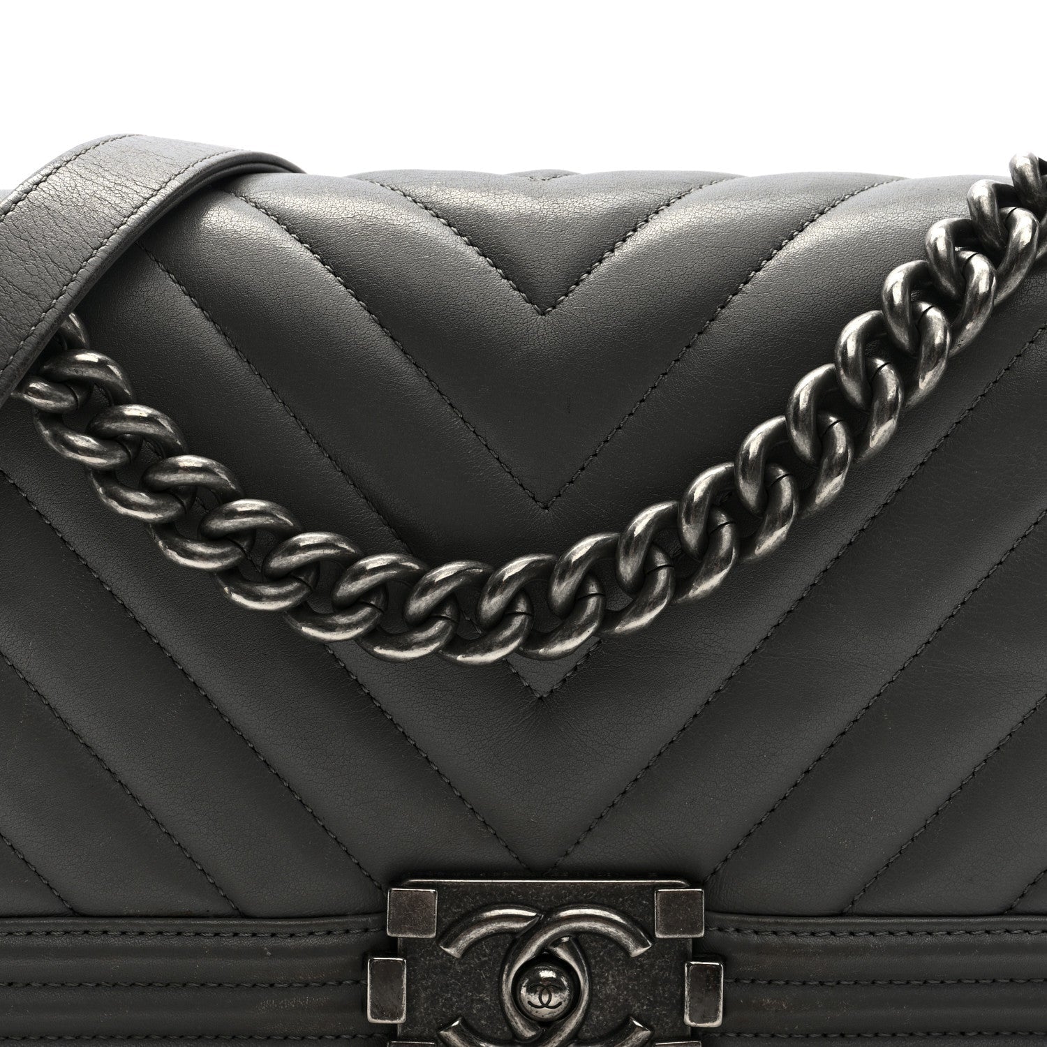 Lambskin Chevron Quilted Medium Boy Flap Grey