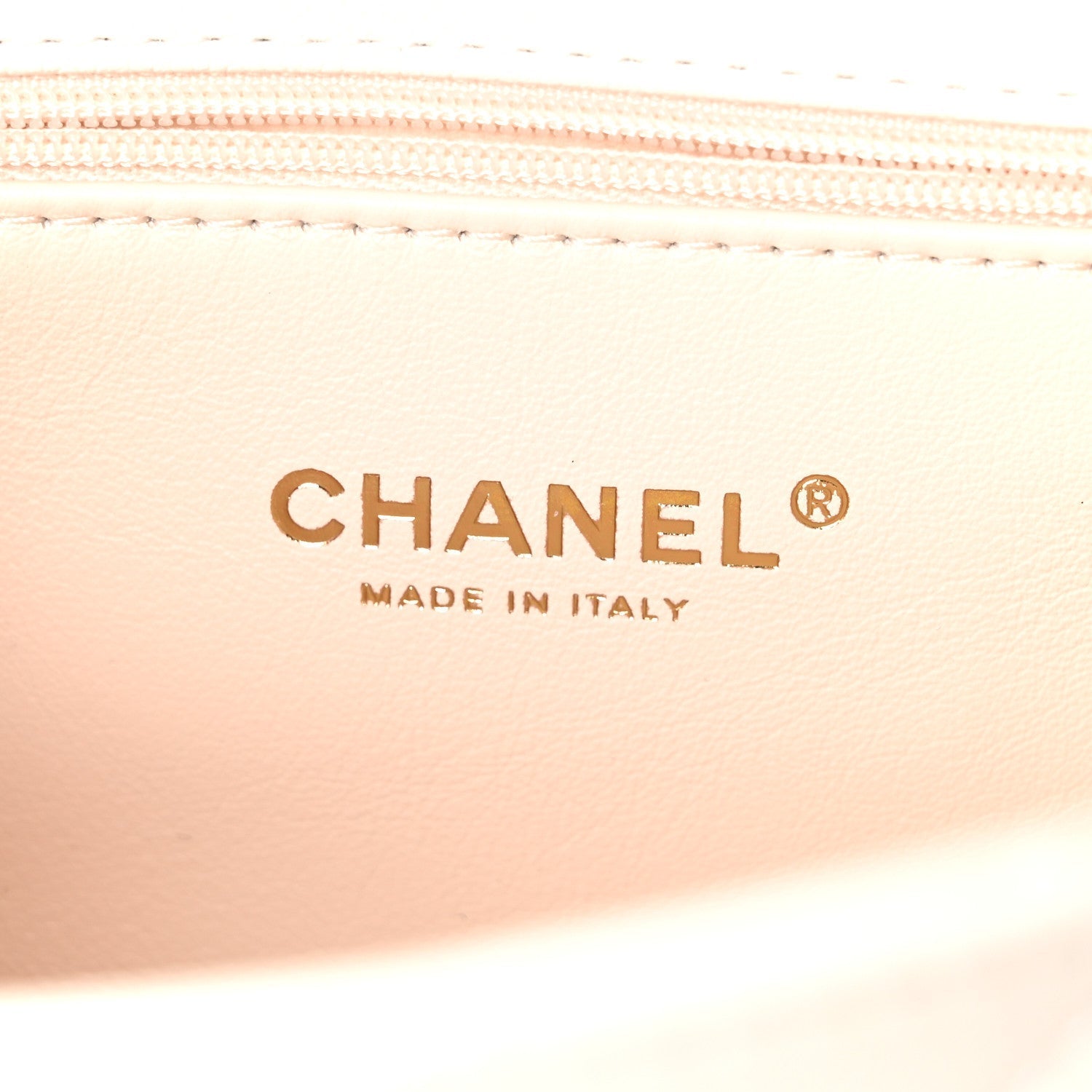 Caviar Quilted Maxi East West Coco Handle Flap White