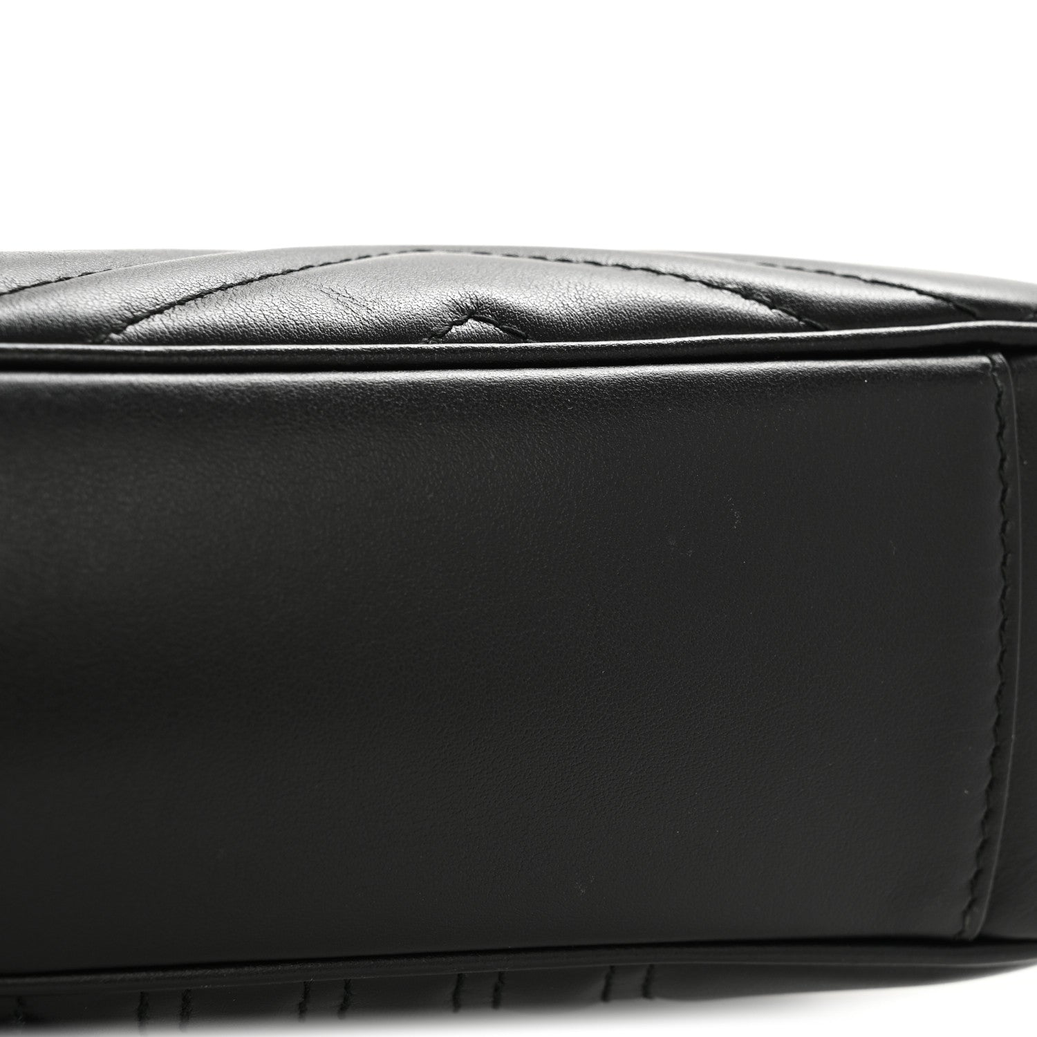 Calfskin Matelasse Medium GG Marmont Shoulder Bag Black