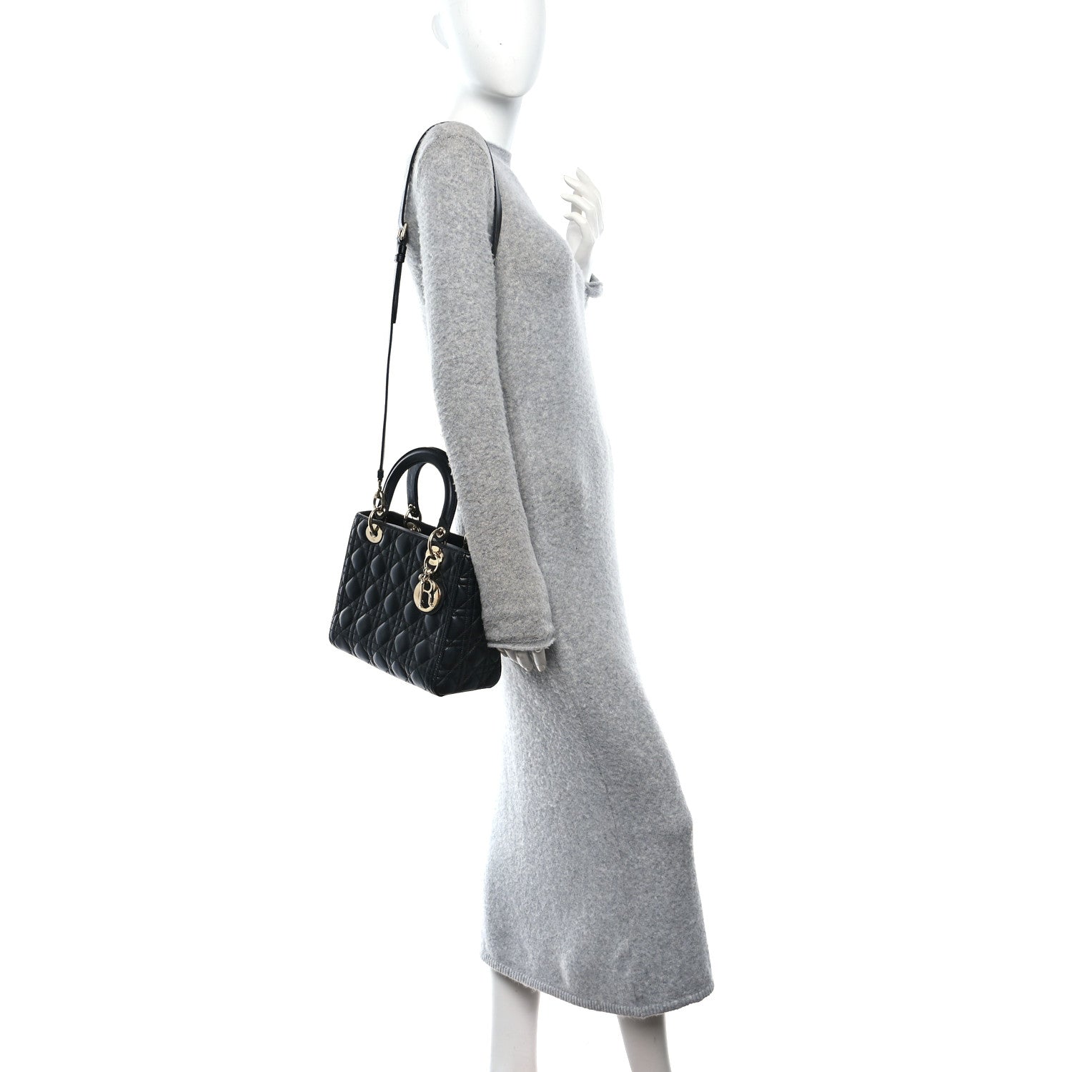 Caviar Deauville Drawstring Bucket Bag Black