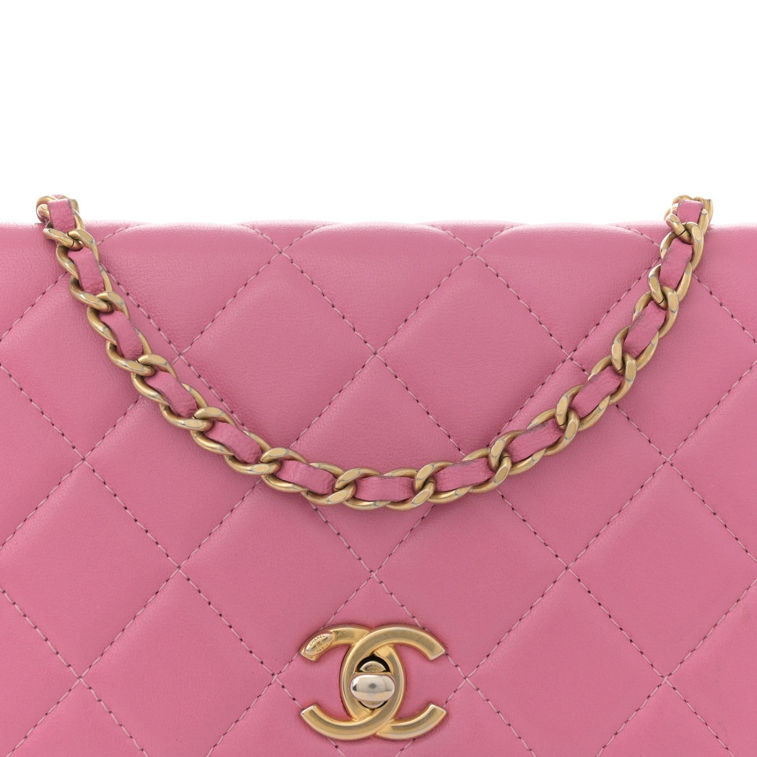 Lambskin Quilted CC Pearl Crush Wallet on Chain WOC Pink