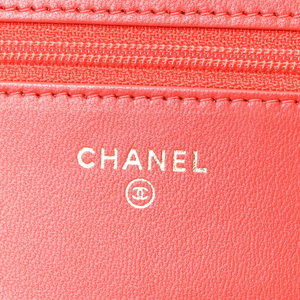 Lambskin Quilted Wallet On Chain WOC Red